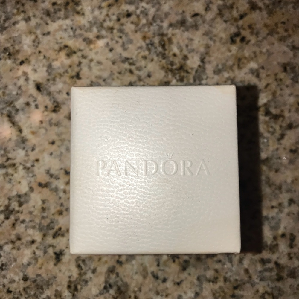 Pandora Ring - Picture 5 of 6
